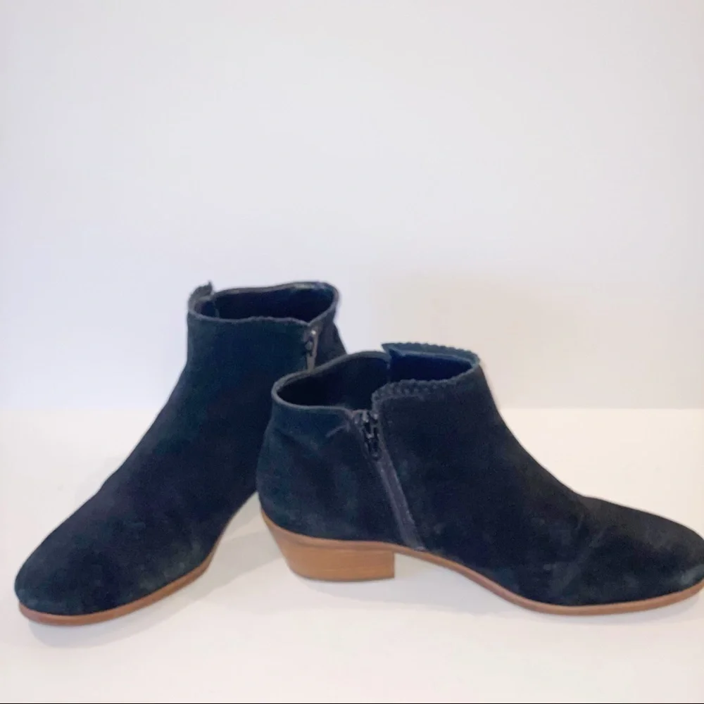 Jack Rogers Bailee Black Suede Bootie 8 Officecore Casual Everyday